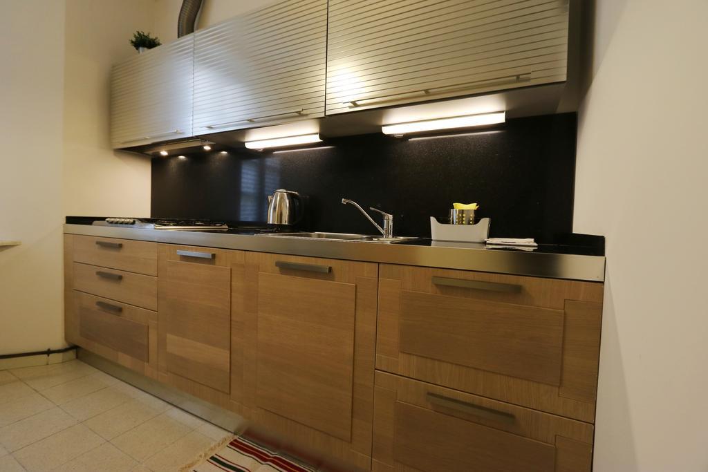 Ancient Courtyard Bonanomi 2 Bedroom Apartment 코모 외부 사진